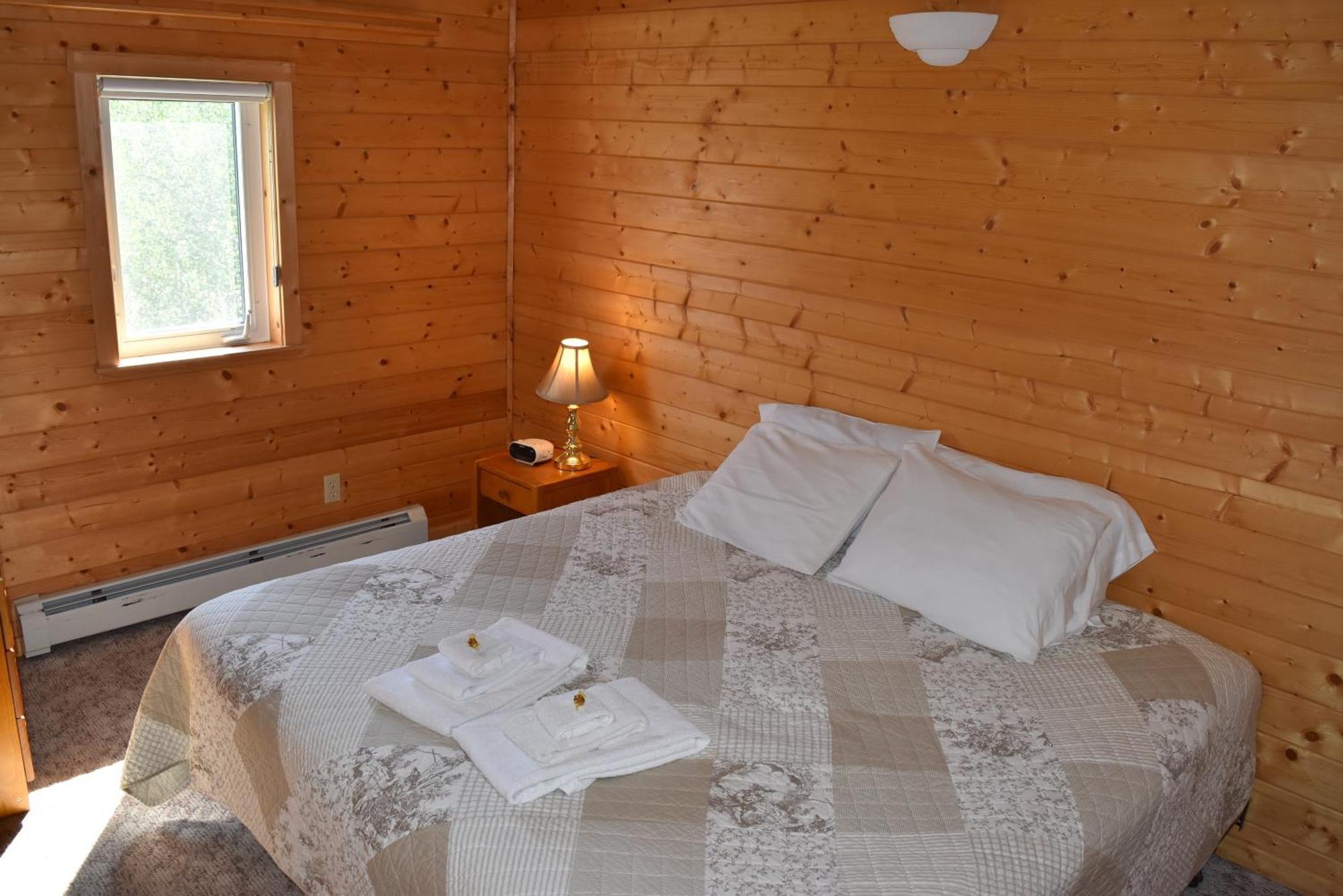 Sundog Retreat Whitehorse Quarto foto